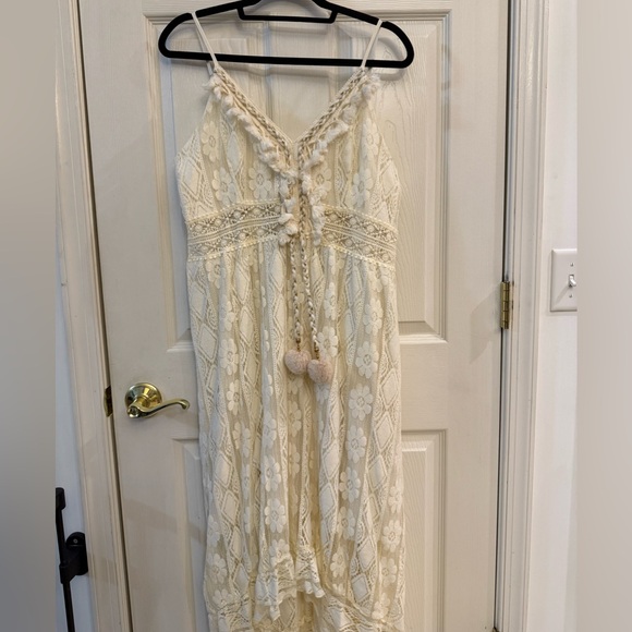 Cream Lace Midi Dress - Picture 1 of 2